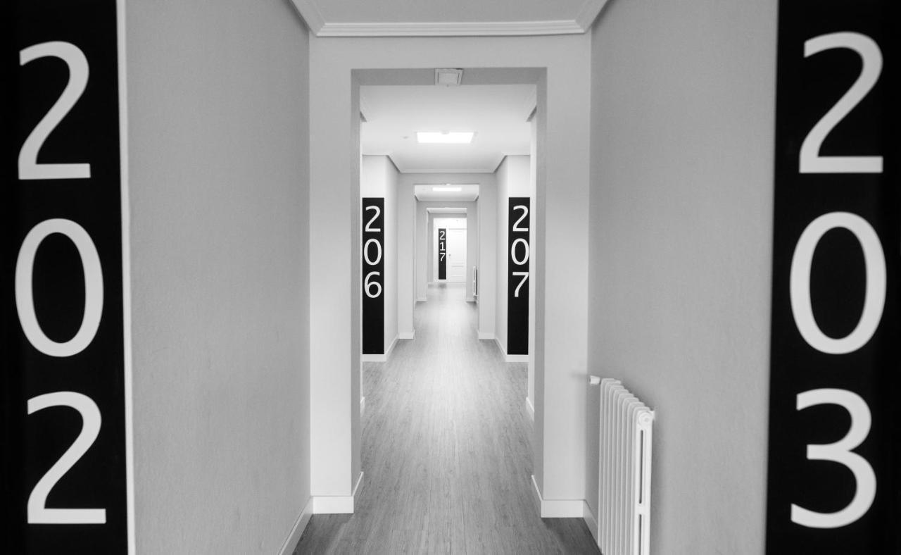 Auberge de jeunesse Residencia Hospital Del Rey à Burgo Extérieur photo
