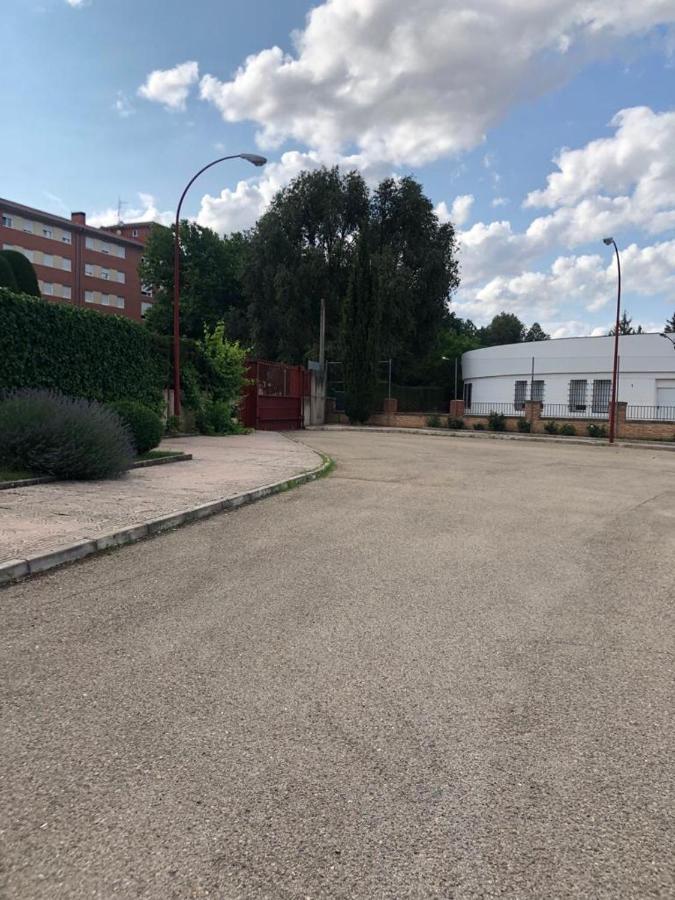 Auberge de jeunesse Residencia Hospital Del Rey à Burgo Extérieur photo